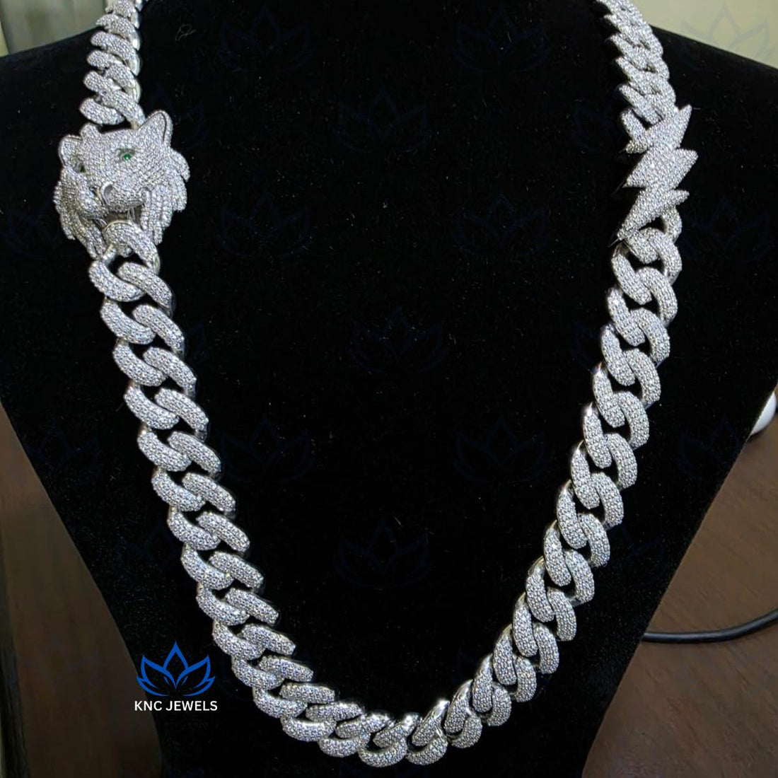 Tiger Face Moissanite Cuban Chain Mens Necklace with 925 Sterling Silver